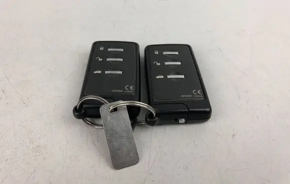 Subaru Legacy Ignition key/card 