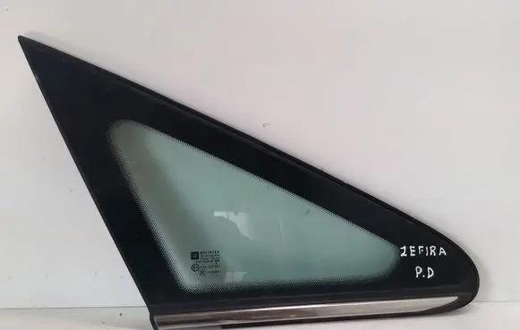 Opel Zafira B Front triangle window/glass 13123923
