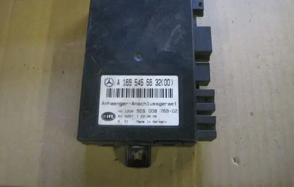 Volkswagen Crafter Tow bar trailer control unit/module A1695455632