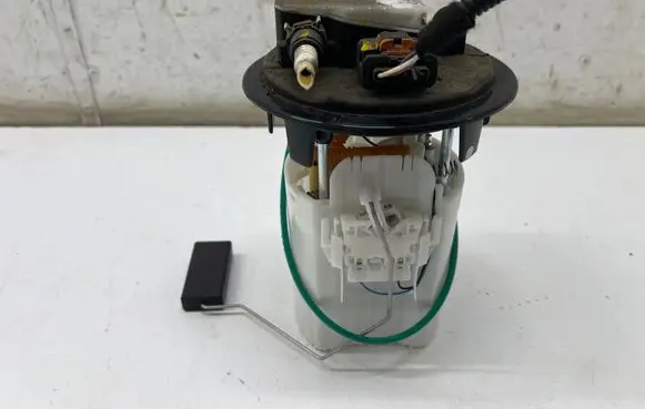 Opel Crossland X In-tank fuel pump A2C96593001