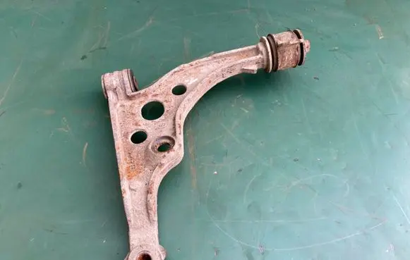 Fiat Ducato Front lower control arm/wishbone 1331642080