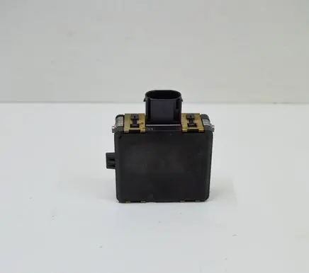 Audi A4 S4 B9 8W Blind spot module 4M0907590F