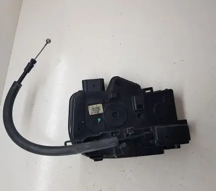 KIA Sportage Front door lock 813203U020