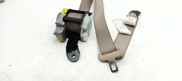 Lexus IS 220D-250-350 Rear seatbelt TKAF0EF701P