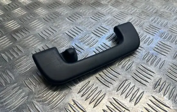 Porsche Cayenne (9Y0 9Y3) Rear interior roof grab handle 8W0857607A
