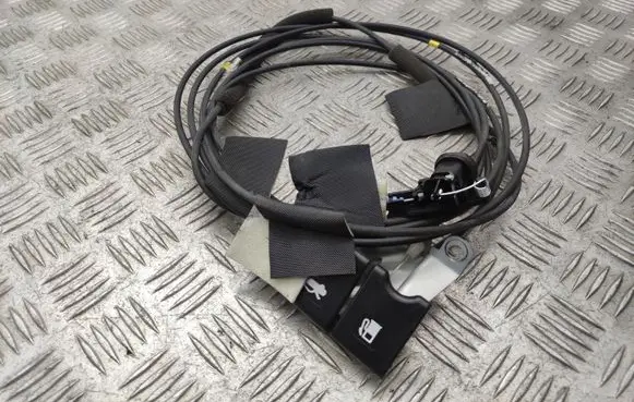 Nissan X-Trail T32 Engine bonnet/hood lock release cable 