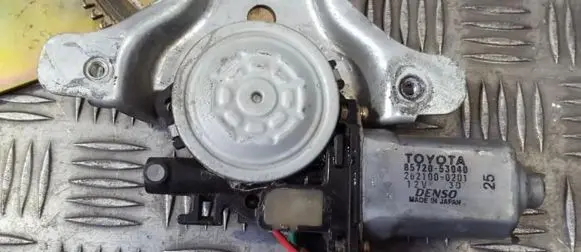 Rear door window regulator motor