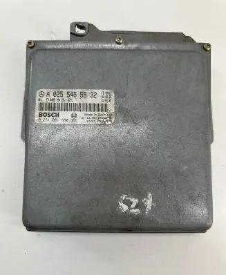 Mercedes-Benz E W210 Engine control unit/module A0255455532 0281001880