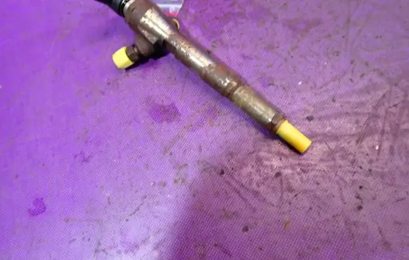 Renault Scenic III - Grand scenic III Fuel injector H8200294788