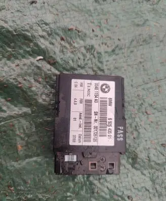 BMW 1 E81 E87 Seat control module 6926435 00401154A3 001726126