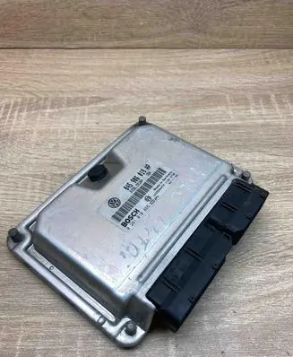 Volkswagen Polo Engine control unit/module ECU 045906019AP 0281010865