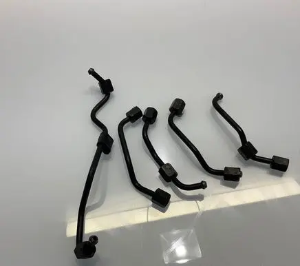 Mercedes-Benz E W211 Fuel injector supply line/pipe A6110701033 6110701033 A6110701133