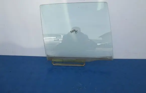 Mazda 323 Rear door window glass