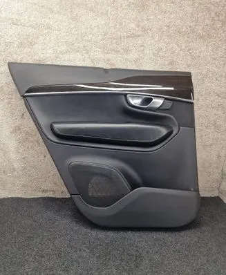 Volvo XC90 Rear door card panel trim 31393115
