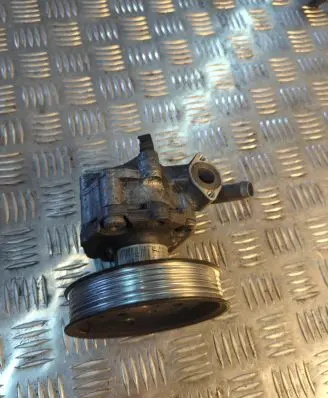 Audi A5 8T 8F Power steering pump 8K0145154