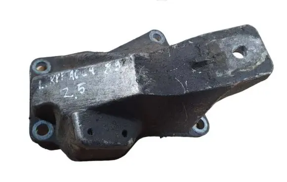 Audi A6 S6 C4 4A Gearbox mounting bracket 4A0399113D
