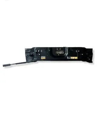 Mercedes-Benz G W463 2nd Gen Radiator mount bracket A4636202600