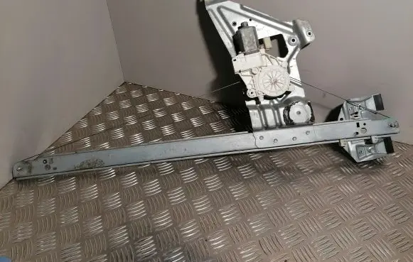 Front door window regulator with motor