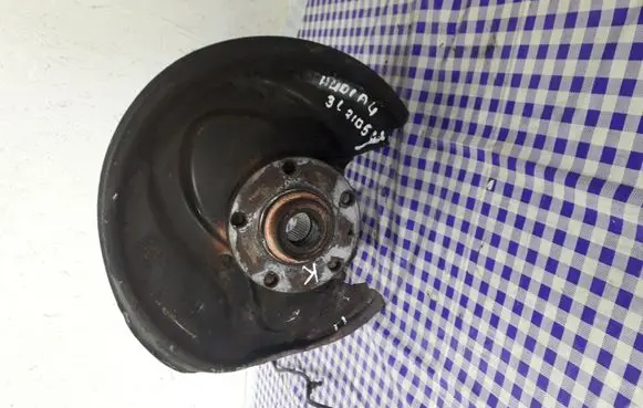 Audi A4 S4 B7 8E 8H Rear wheel hub