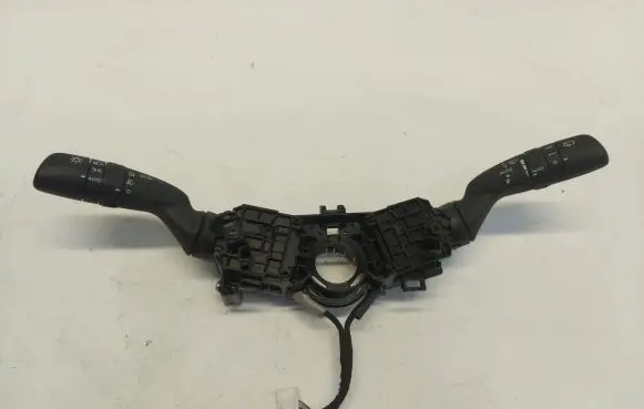 Toyota Yaris Cross Wiper turn signal indicator stalk/switch 02D70-17J910