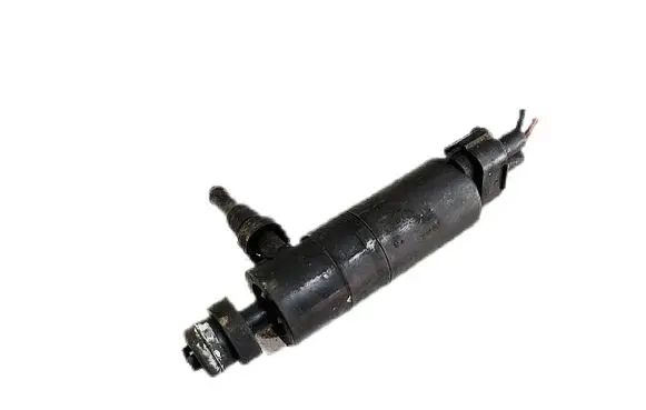 Opel Vectra C Headlight washer pump 90508709