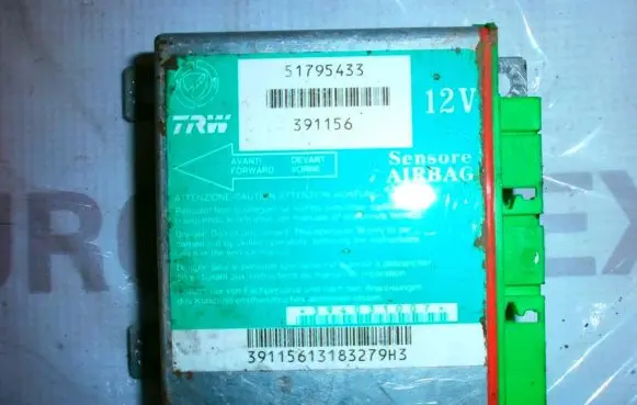 Fiat Punto (188) Airbag control unit/module 51795433 25320