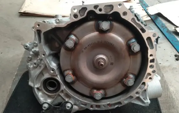 Peugeot 208 Automatic gearbox AWF8G30