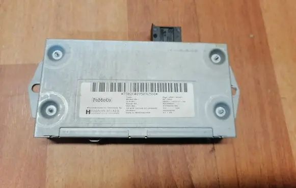 Jaguar XF X250 USB control unit 8X2314D212AA AUUUSBMOST BE7302