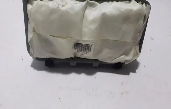 Passenger airbag