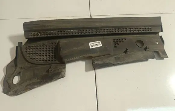 Wiper trim