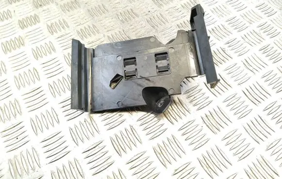 Volkswagen Golf VII Other engine bay part 5Q0906507