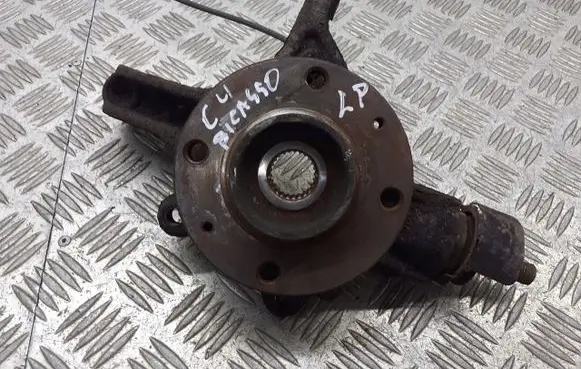 Citroen C4 I Picasso Front wheel hub spindle knuckle