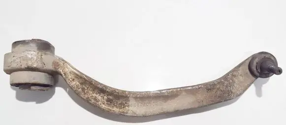 Volkswagen PASSAT B5 Front lower control arm/wishbone 4d0407695j