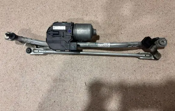 Audi RS7 C7 Front wiper linkage 4G1955023A