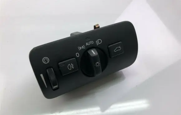 Volvo V40 Light switch 31443831 G2422