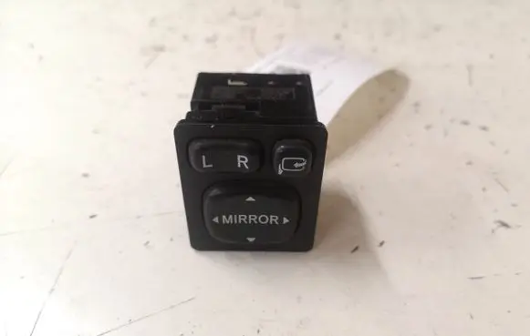 Toyota Avensis Verso Wing mirror switch 183575
