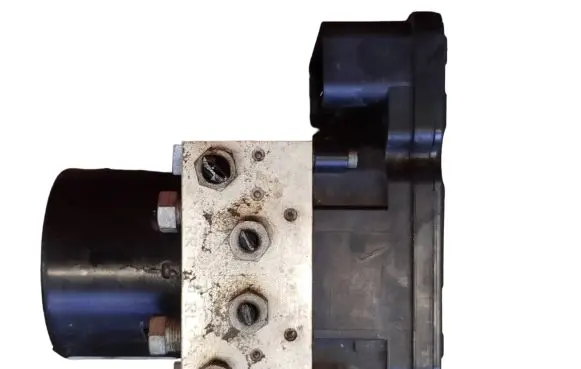 Volvo XC70 ABS Pump 31329139 000404972C4 10062235561