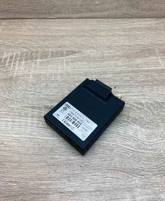 Volkswagen PASSAT B6 Other control units/modules 4F0909509