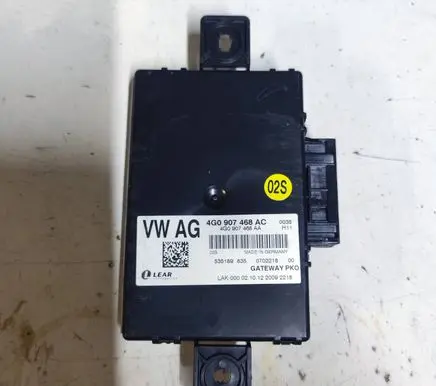 Audi A6 S6 C7 4G Gateway control module 4G0907468AC