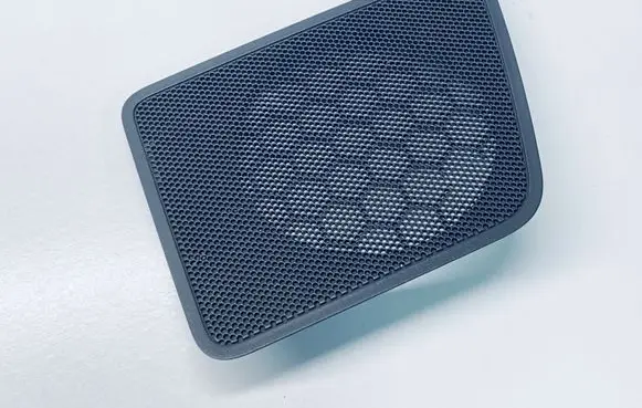 Side speaker trim/cover