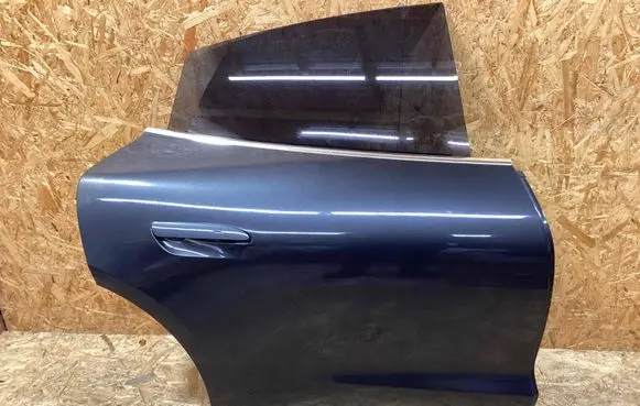 Porsche Taycan 9J1 Front door 9J1833052AYGRV