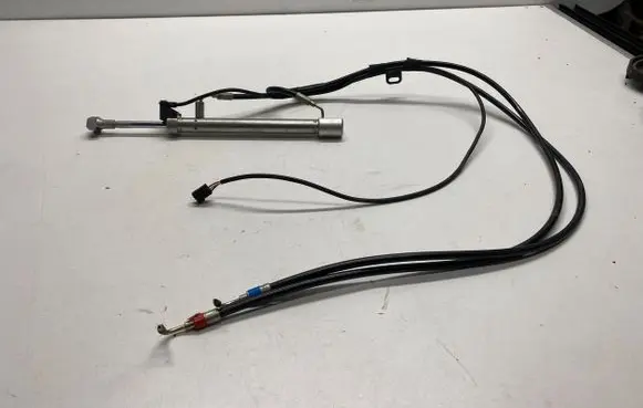 Mercedes-Benz S W221 Tailgate/trunk/boot lift motor 0375456528 A2218001548