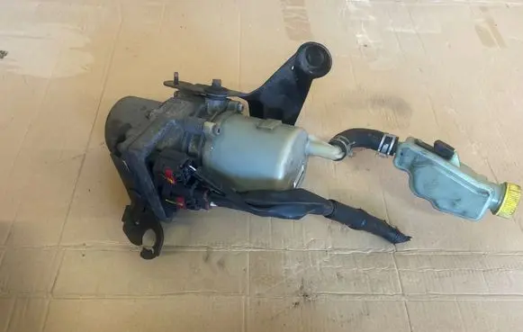 Mazda 5 Electric power steering pump 001781A