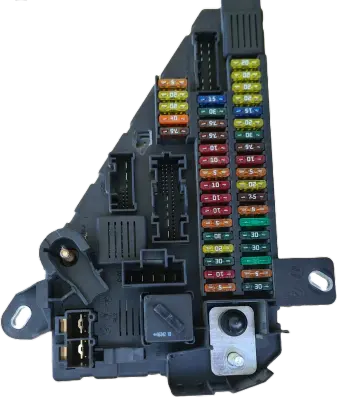 BMW 5 E60 E61 Fuse module 690661805 S18956040