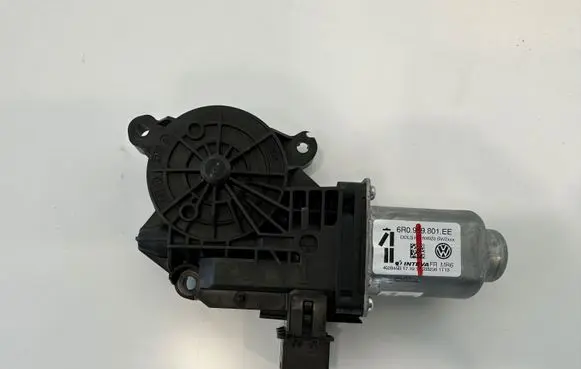 Volkswagen Amarok Front door window regulator motor 6R0959801EE
