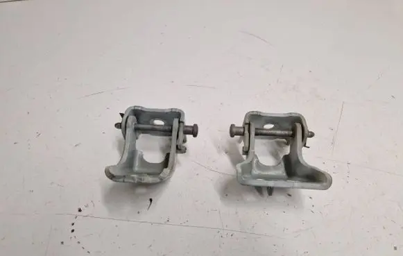 Peugeot 508 RXH Front door upper hinge