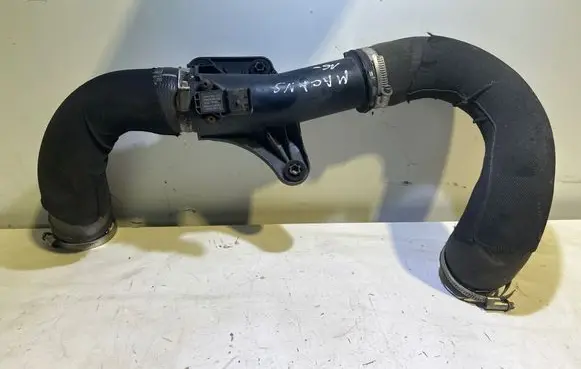 Porsche Macan (95B) Air intake hose/pipe 8K0145473