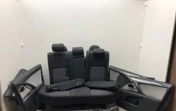 Toyota Avensis T270 Interior set 