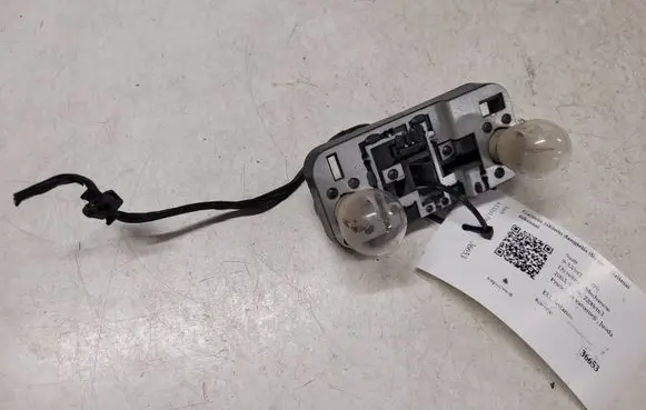 Saab 9-3 Ver1 Tail light bulb cover holder