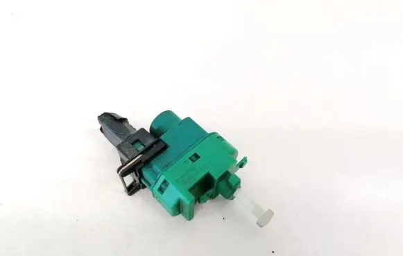 Ford Mondeo Mk III Brake pedal sensor switch 94BB9C872AC 94BB-9C872-AC